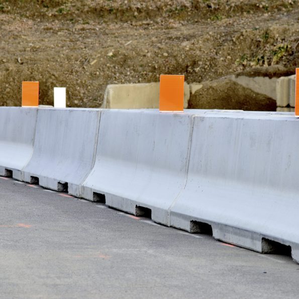 Interlocking Jersey Concrete Barrier 200x54x90cm - Aggregate Superstore