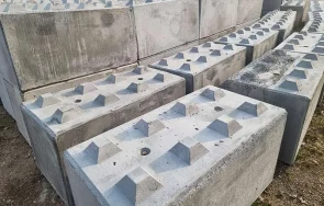 interlocking concrete barriers